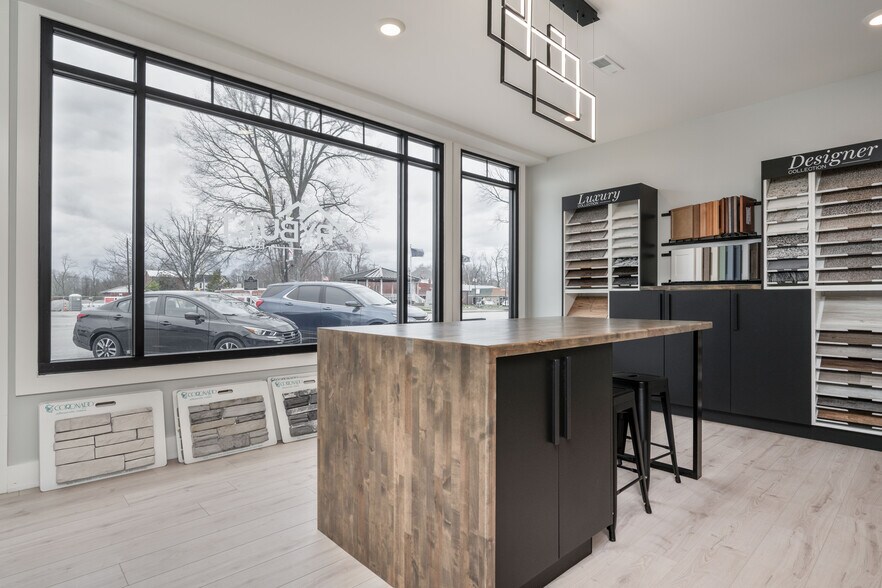 More Photos Of 840 Main St, Charlestown Office For Sale