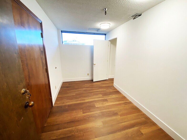 More Photos Of 888 W 2nd St, Reno Office For Lease