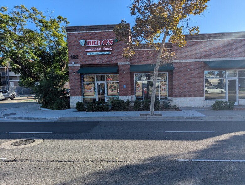 More Photos Of 122 E 17th St, Santa Ana Unknown For Lease