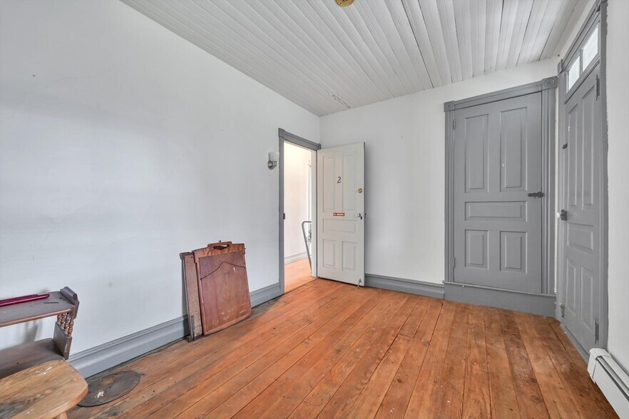 More Photos Of 349 Huffs Church Rd, Mertztown Restaurant For Sale