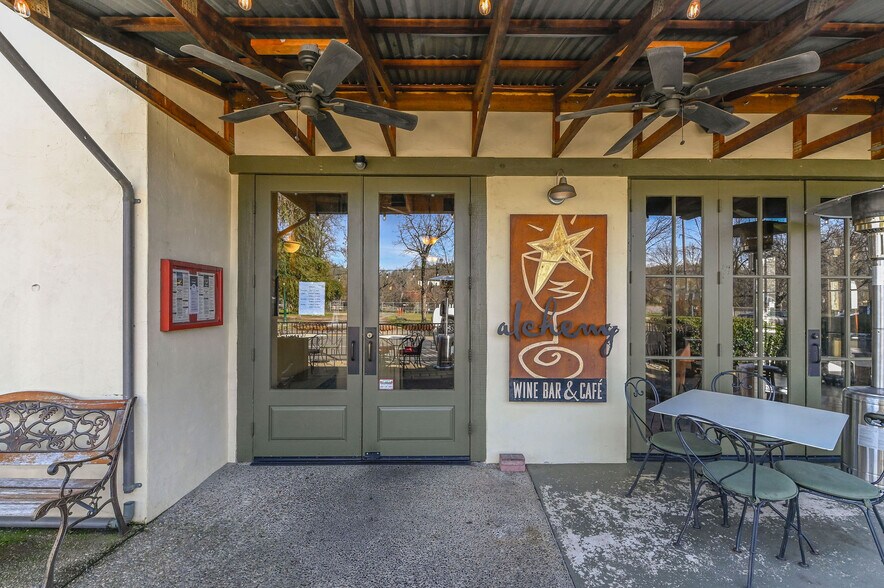 More Photos Of 191 Main St, Murphys General Retail For Sale