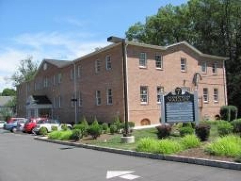 Primary Photo Of 7 Industrial Rd, Pequannock Office For Lease
