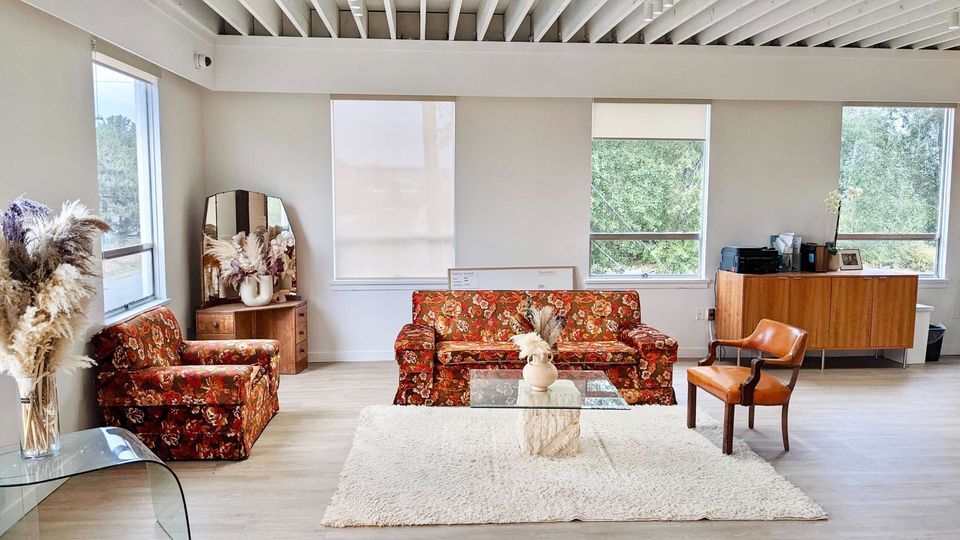 More Photos Of 8321 Willard St, Burnaby Warehouse For Lease