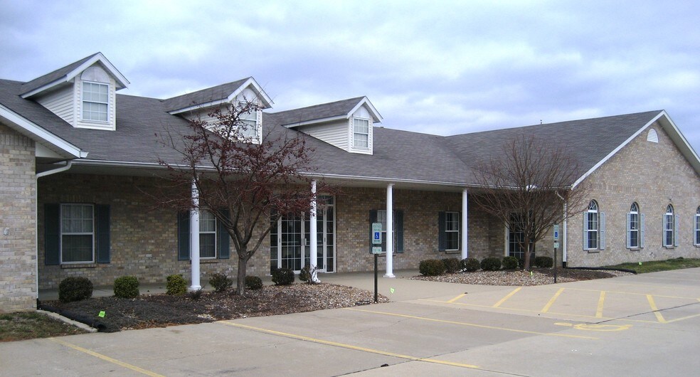 1075 Eastgate Dr, OFallon, IL 62269 Medical Office For Lease
