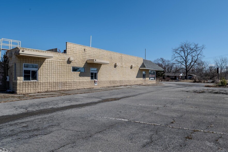 More Photos Of 270 Broadway, Whitehall Freestanding For Sale