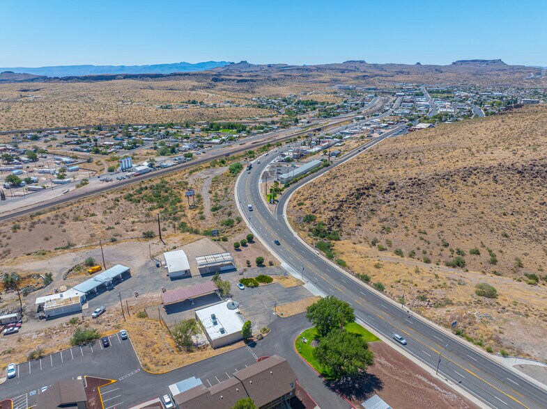 More Photos Of 1200 E Andy Devine Ave, Kingman Office For Sale