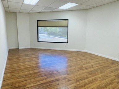 More Photos Of 517 E Wilson Ave, Glendale Office For Lease