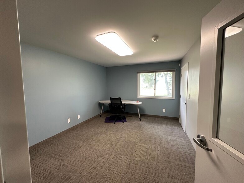 More Photos Of 600 West Street NE, Cedar Springs Office For Lease