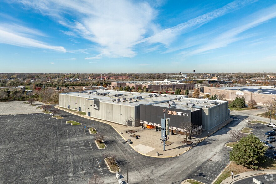More Photos Of 210 W 87th St, Chicago Movie Theatre For Sale