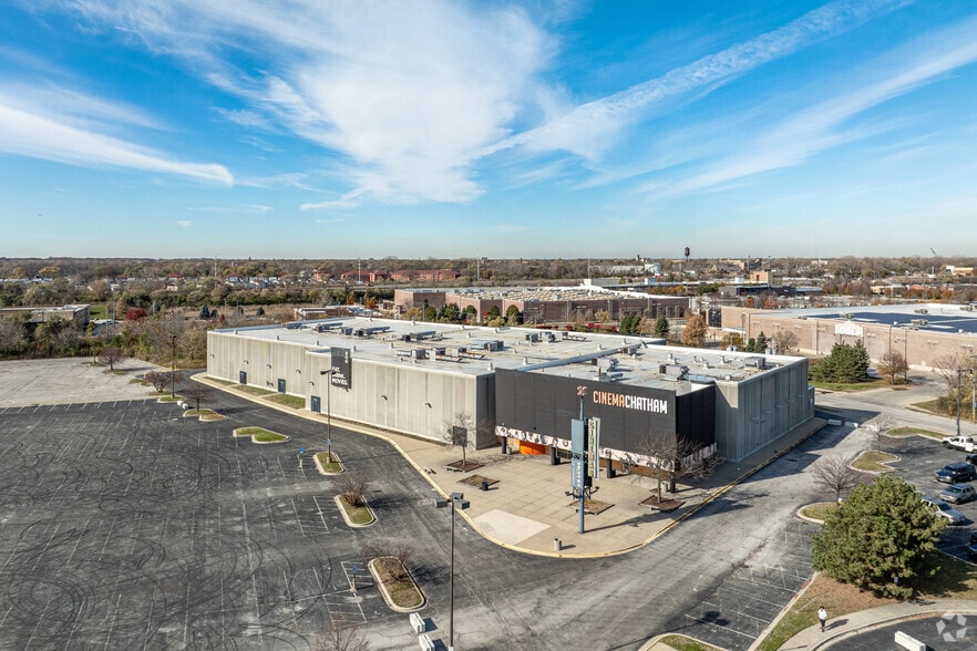More Photos Of 210 W 87th St, Chicago Movie Theatre For Sale