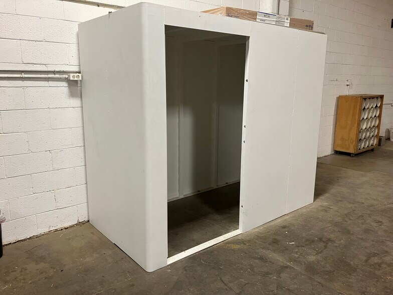 More Photos Of 5023 E Admiral Pl, Tulsa Warehouse For Sale