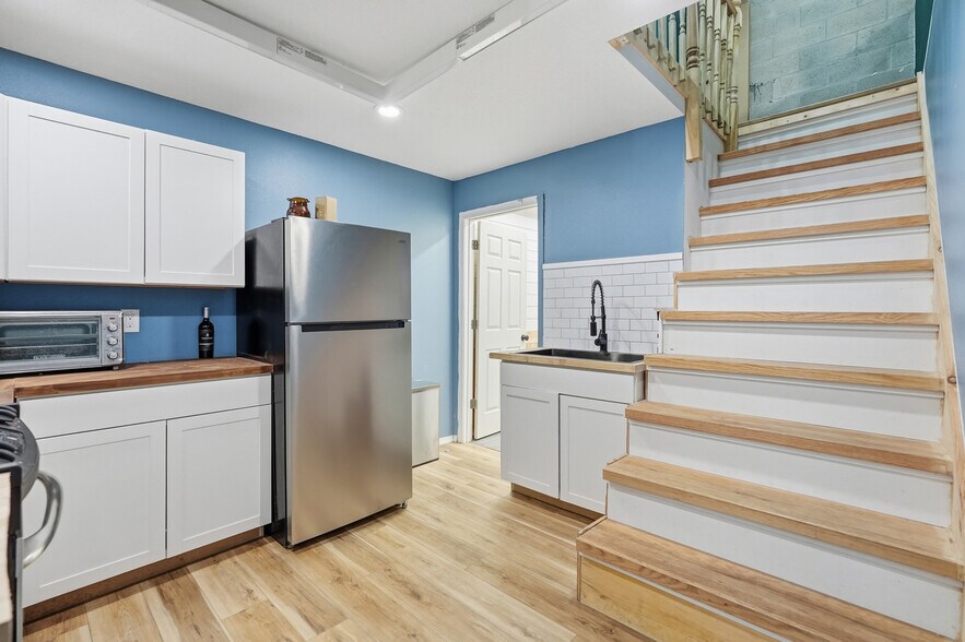 More Photos Of 96 Fred Waters Way, Saint Augustine Warehouse For Sale