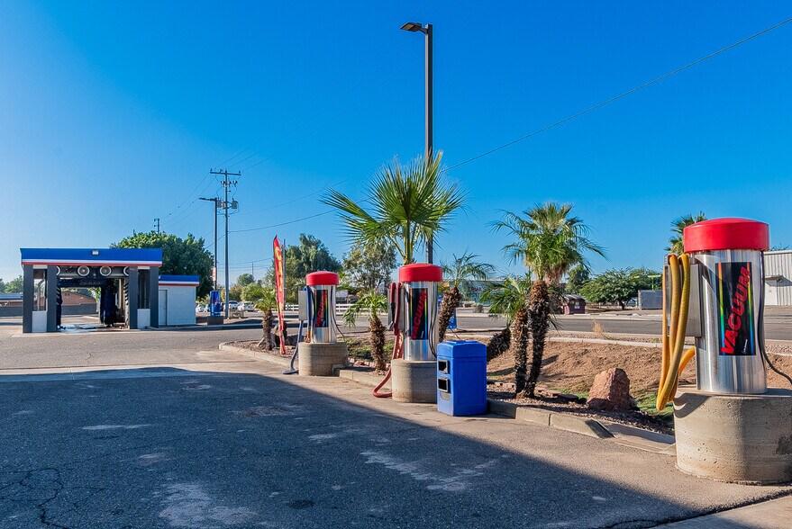 More Photos Of 611 E Main St, Somerton Service Station For Sale