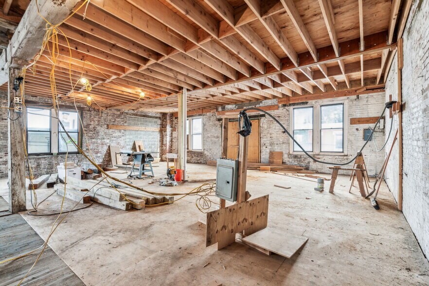 More Photos Of 2822-2824 Jasper St, Philadelphia Warehouse For Sale