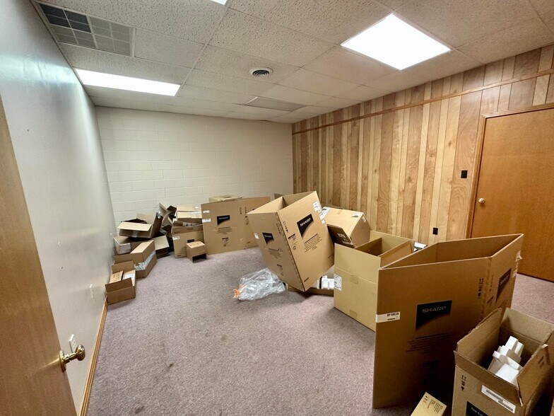 More Photos Of Exit 61, I-22, New Albany MS, New Albany Fast Food For Sale