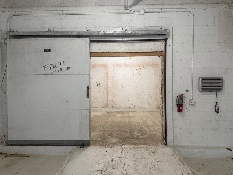 More Photos Of 743-749 NW 23rd St, Miami Food Processing For Lease