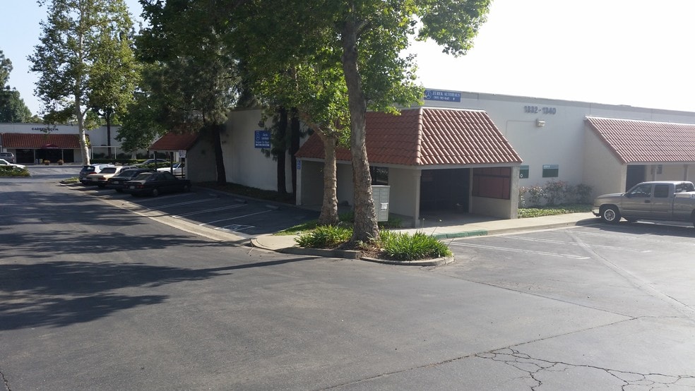 More Photos Of 1308-1316 W 9th St, Upland Warehouse For Lease