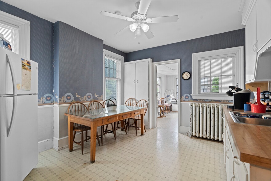 More Photos Of 1481 Chapel St, New Haven Office For Sale