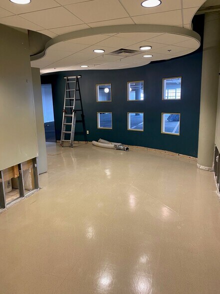 More Photos Of 318 E Chicago St, Milwaukee Apartments For Lease