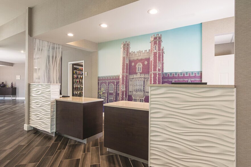 More Photos Of 930 Ed Noble Pky, Norman Hotel For Sale