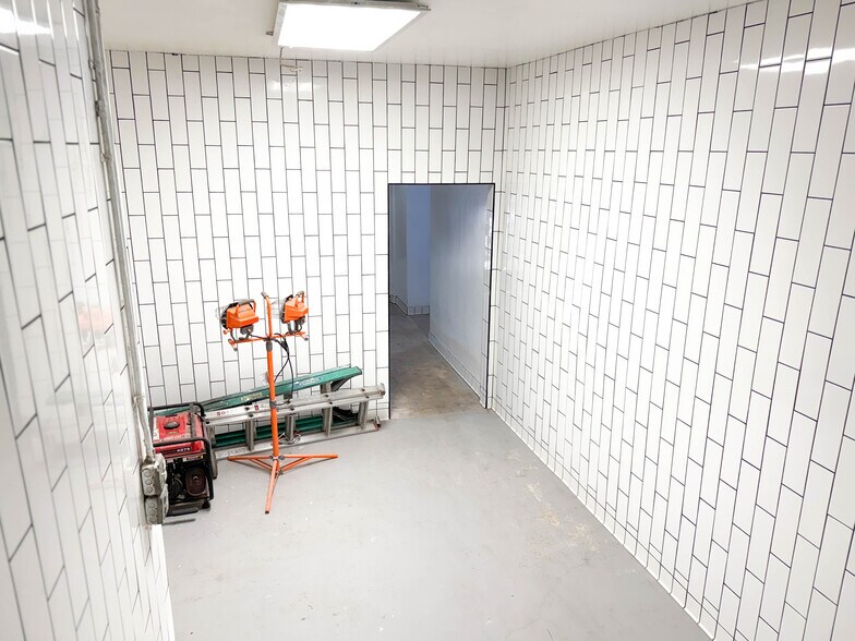 More Photos Of 2192-2194 National Ave, San Diego Storefront Retail Residential For Lease