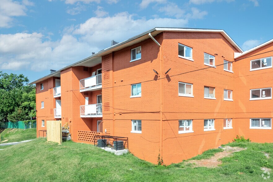 Primary Photo Of 3320-3322 Wheeler Rd SE, Washington Apartments For Sale