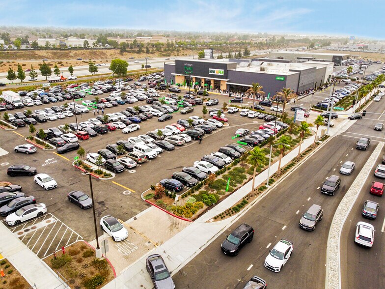 More Photos Of 16188 S Highland Ave, Fontana Supermarket For Sale