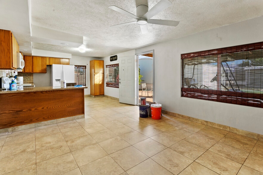 More Photos Of 349 N Royal Palm, Apache Junction Manufactured Housing Mobile Home Park For Sale