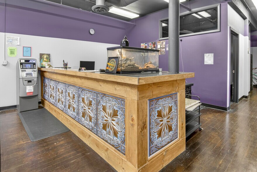 More Photos Of 450 Lincoln St, Denver Office For Lease