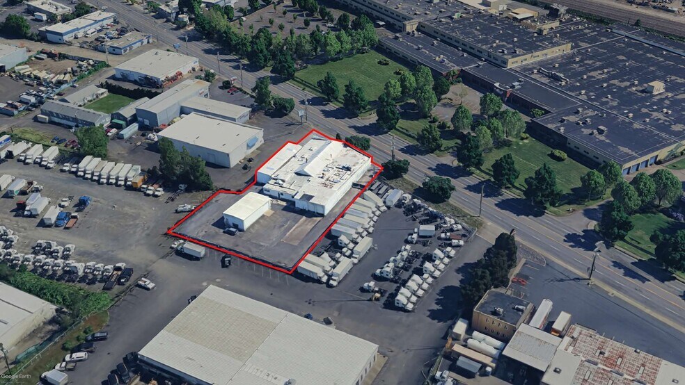 Primary Photo Of 81 NE Columbia Blvd, Portland Warehouse For Lease
