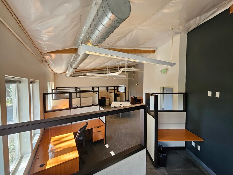 More Photos Of 5605 Riggins Ct, Reno Office For Sale