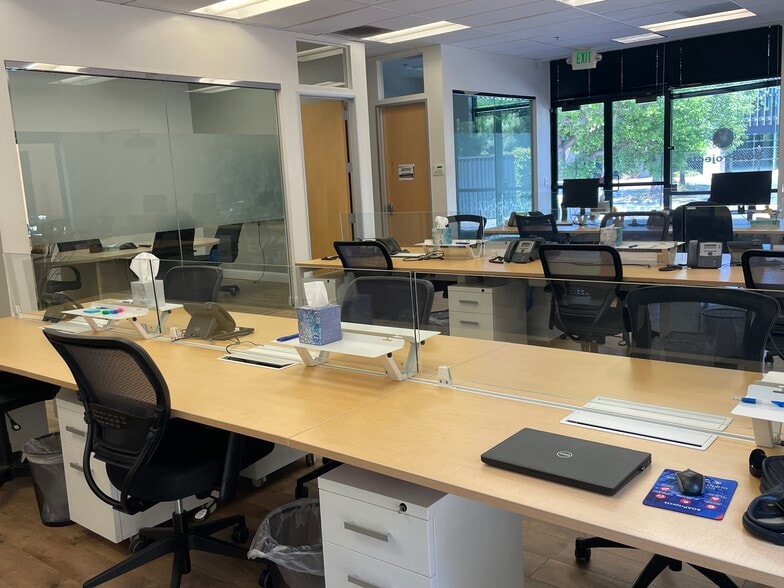 More Photos Of 475 N Whisman Rd, Mountain View Office For Lease