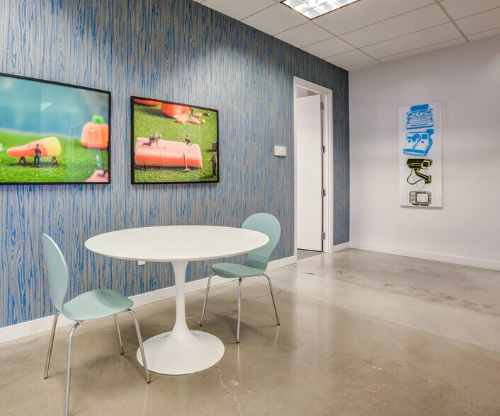 More Photos Of 3101-3111 N Central Ave, Phoenix Coworking Space