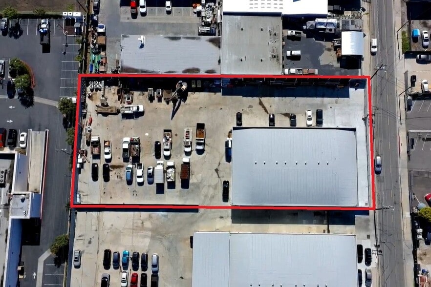 Primary Photo Of 15206 Grevillea Ave, Lawndale Warehouse For Lease