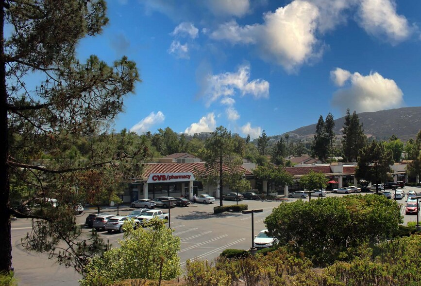Primary Photo Of 11655 Duenda Rd, San Diego Unknown For Lease