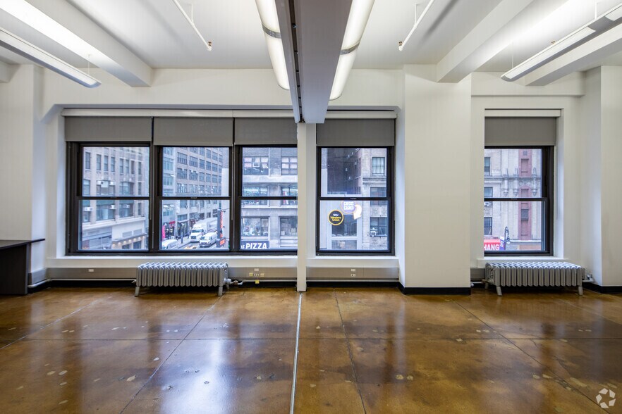 More Photos Of 589 Eighth Ave, New York Loft Creative Space For Lease