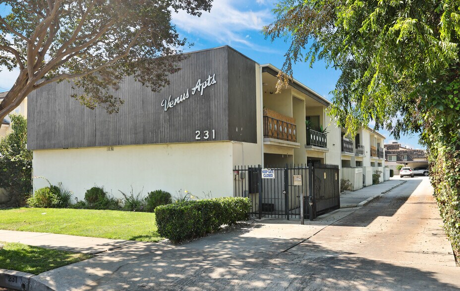 More Photos Of 231 N Alhambra Ave, Monterey Park Apartments For Sale