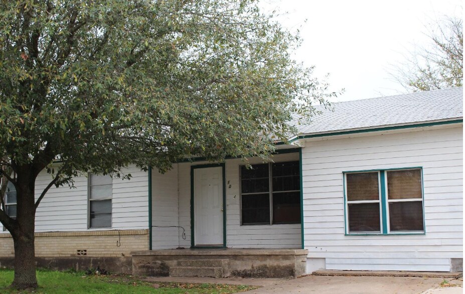 More Photos Of 804 N 19th St, Copperas Cove Specialty For Sale