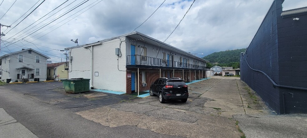 More Photos Of 5311 Maccorkle Ave SE, Charleston Hotel For Sale