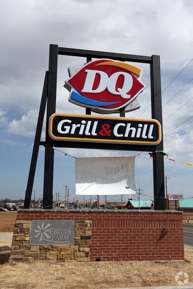 More Photos Of 2301 S Telephone Rd, Moore Fast Food For Lease