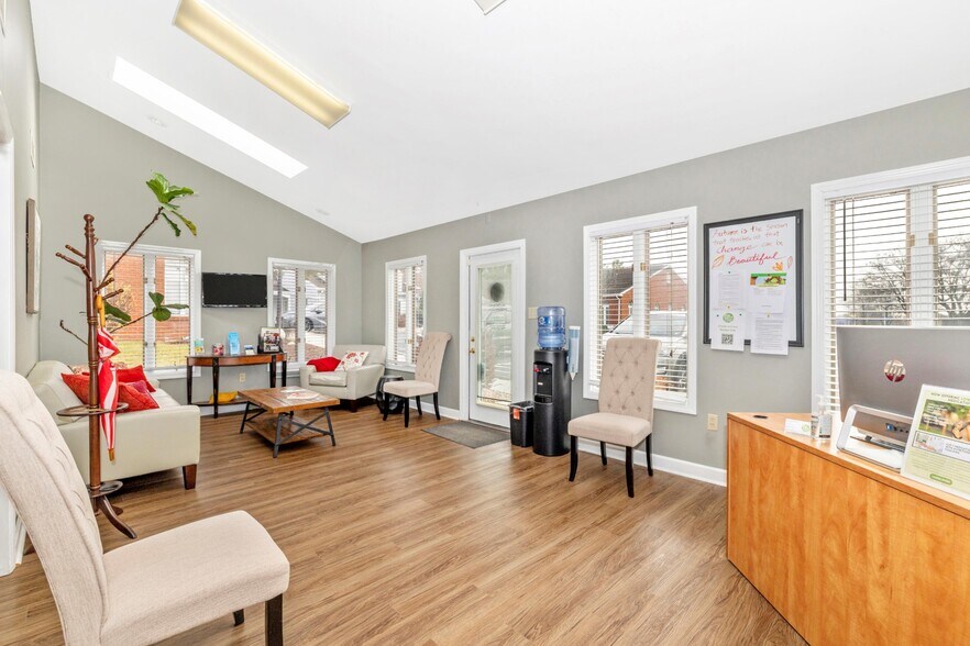 More Photos Of 360 Mill St, Hagerstown Office For Sale