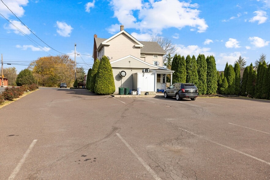 More Photos Of 245 Durham Rd, Ottsville Restaurant For Sale