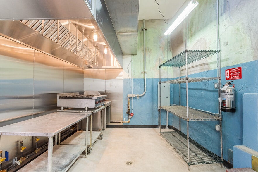 More Photos Of 72-78 Main St, Bisbee General Retail For Sale