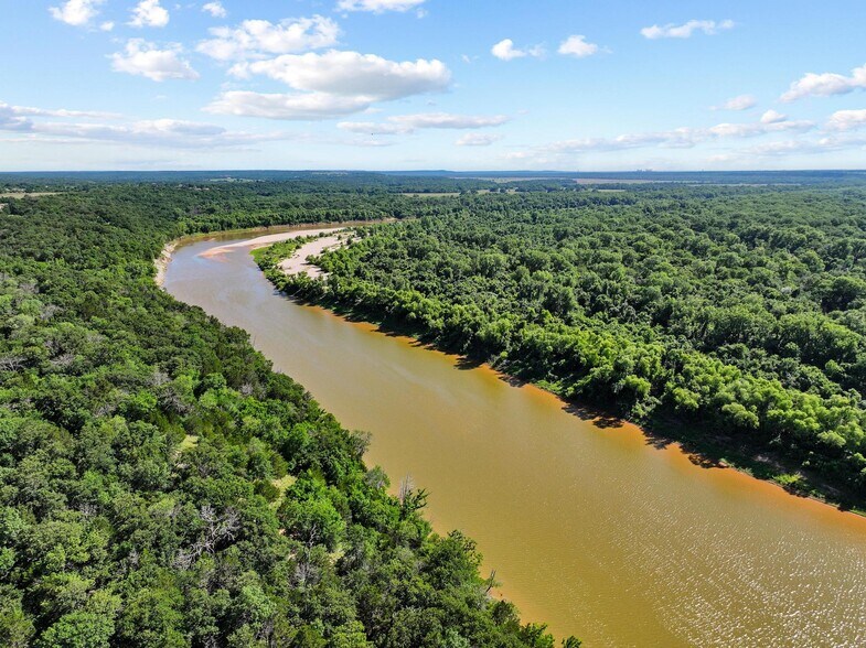 More Photos Of 4411-4455 County Road 127, Whitesboro Land For Sale