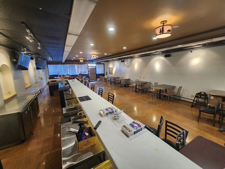 More Photos Of 119 W 3rd St, Rifle Storefront For Sale