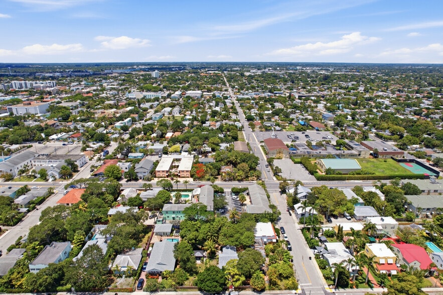 More Photos Of 320 N Federal Hwy, Lake Worth Hotel For Sale