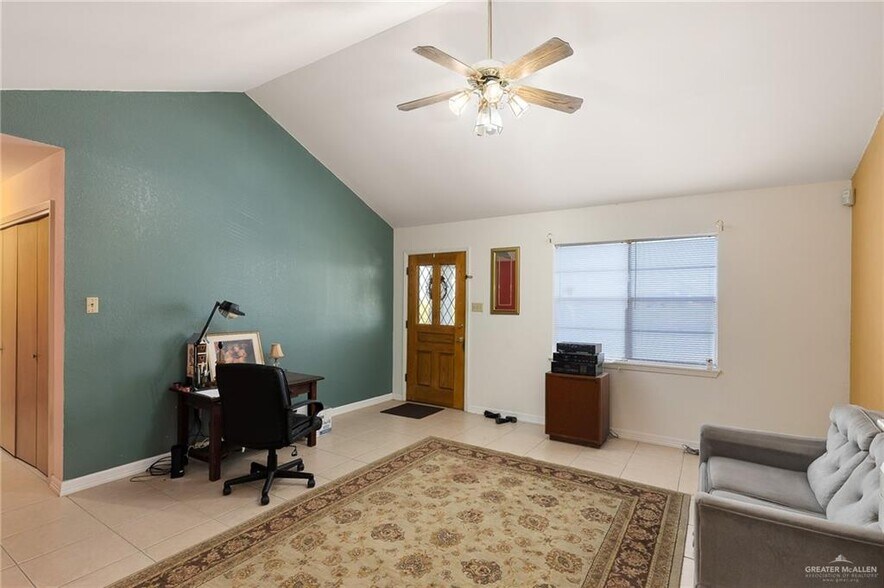 More Photos Of 1400 E Violet Ave, McAllen Daycare Center For Sale