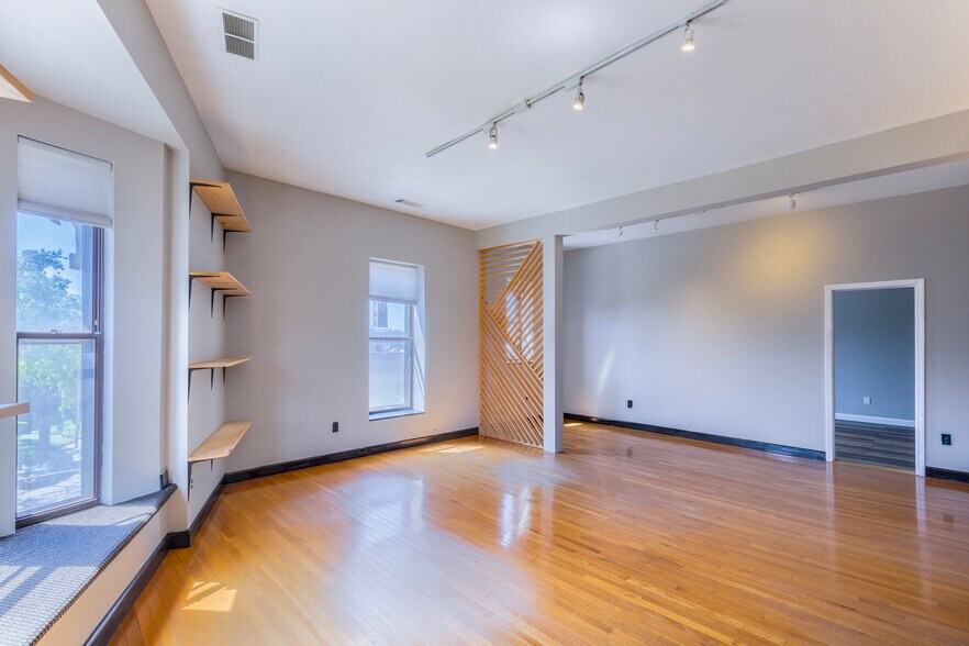 More Photos Of 408 N Euclid Ave, Saint Louis Office For Lease
