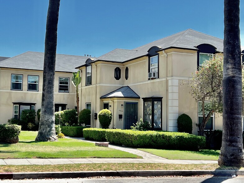 More Photos Of 1852-1862 N Edgemont St, Los Angeles Apartments For Sale