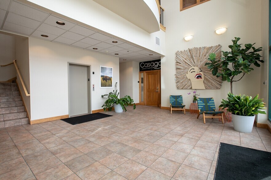 More Photos Of 1960 Sidewinder Dr, Park City Office For Lease